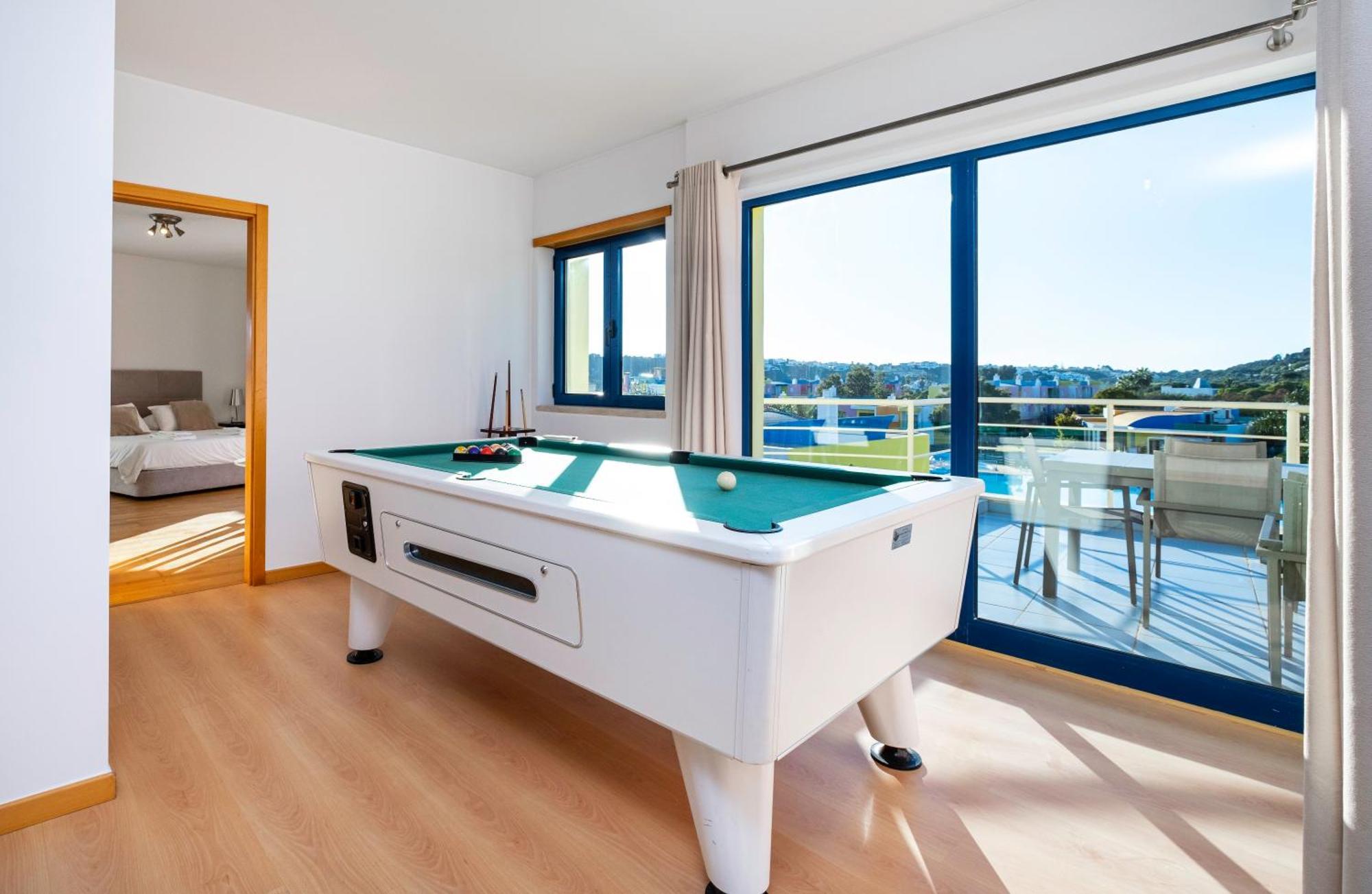 Penthouse 160Sqm Wide Terraces Pool View & Private Hot Tub & Parking Apartment Albufeira Bagian luar foto