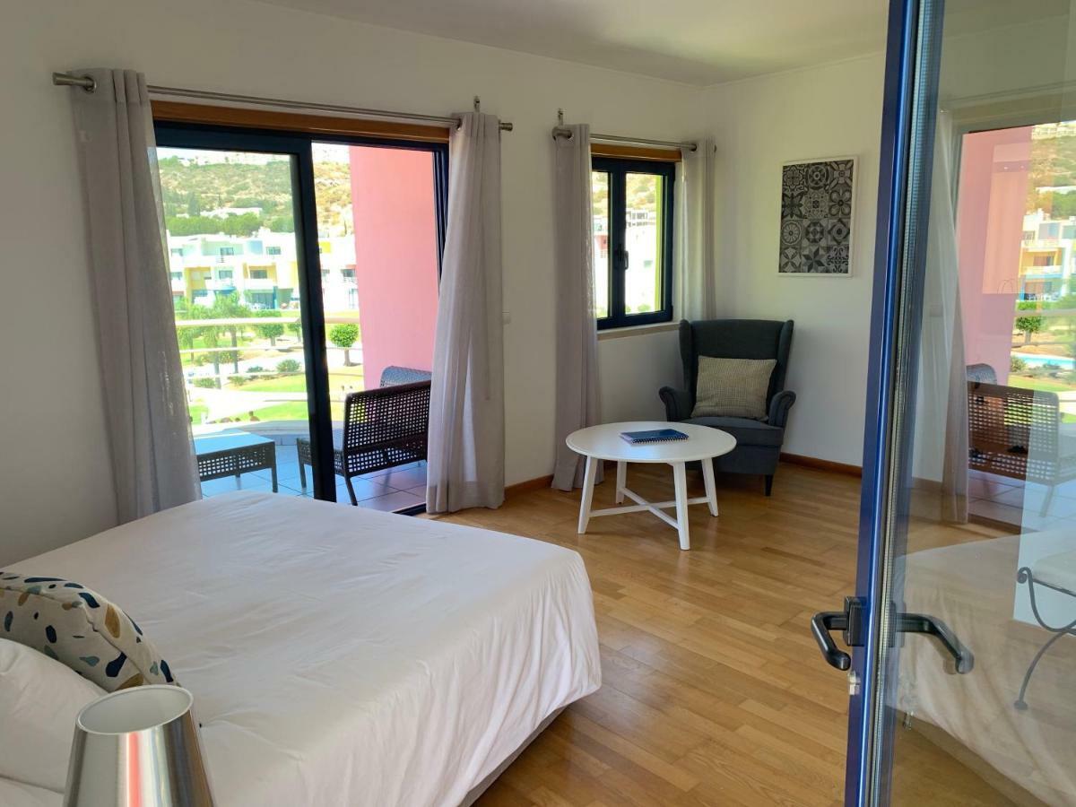 Penthouse 160Sqm Wide Terraces Pool View & Private Hot Tub & Parking Apartment Albufeira Bagian luar foto